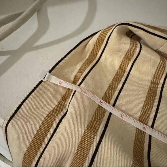 NWOT-Lush Messenger Tote Bag - Picture 8 of 9